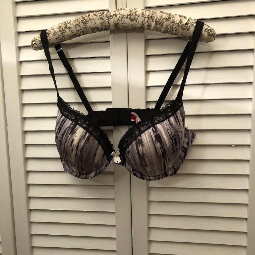 Scandale Paris White / black Push-up Bra, 36D